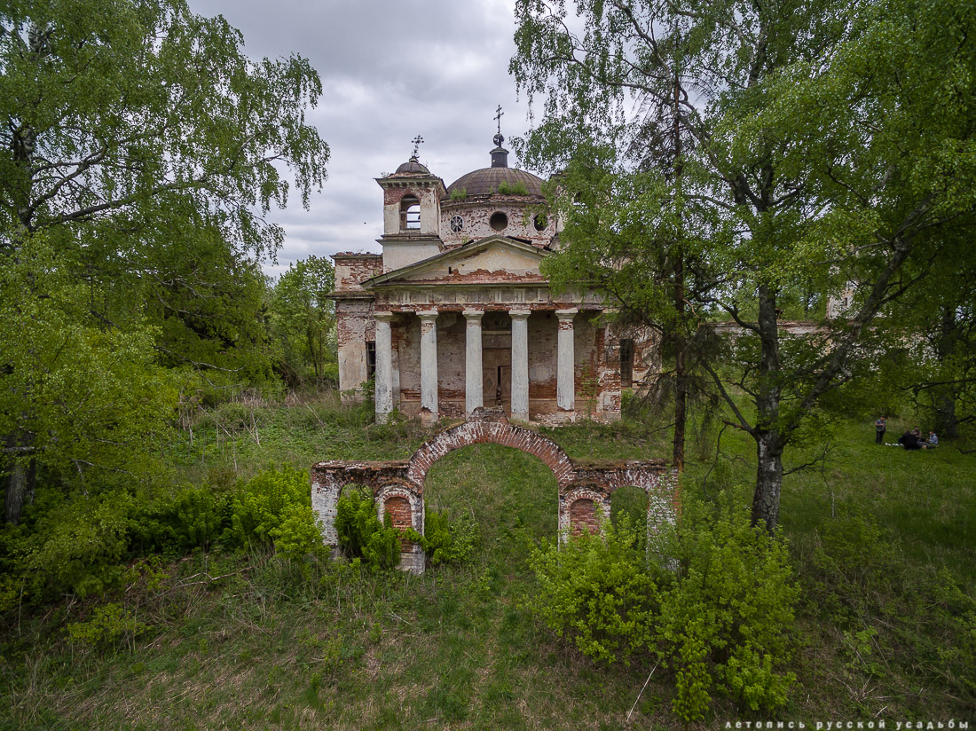 храмы торжокского района